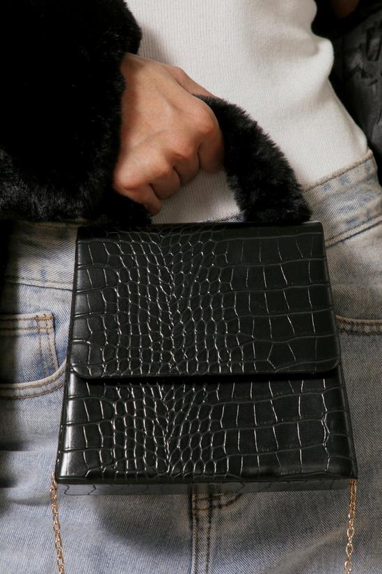 MissPap Croc Faux Fur Handle Grab Bag 1