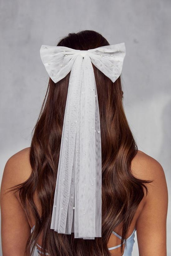 MissPap Pearl Tulle Hair Clip 1