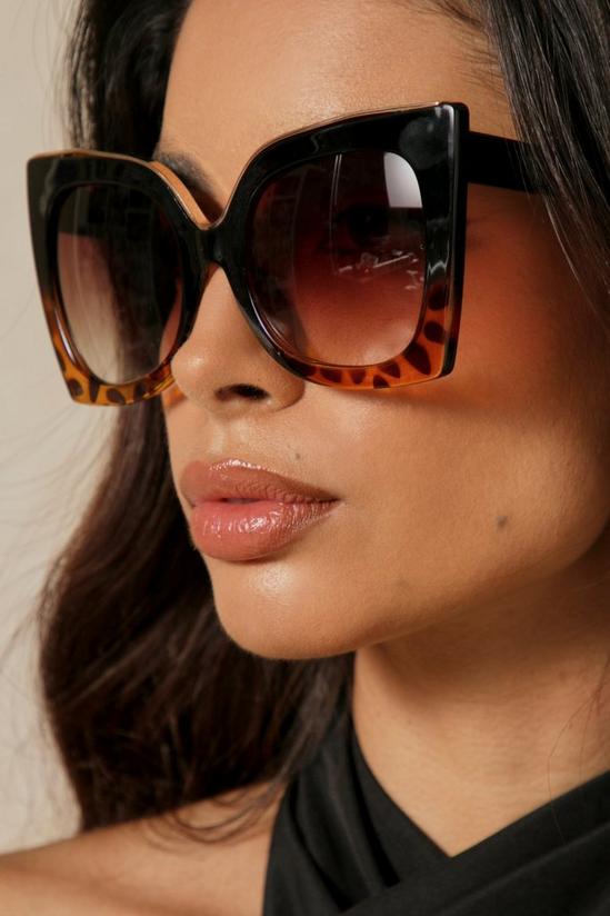 MissPap Metal Detail Oversized Sunglasses 1
