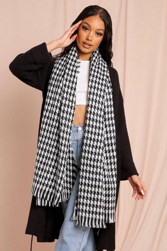 MissPap Dogtooth Checked Scarf 1